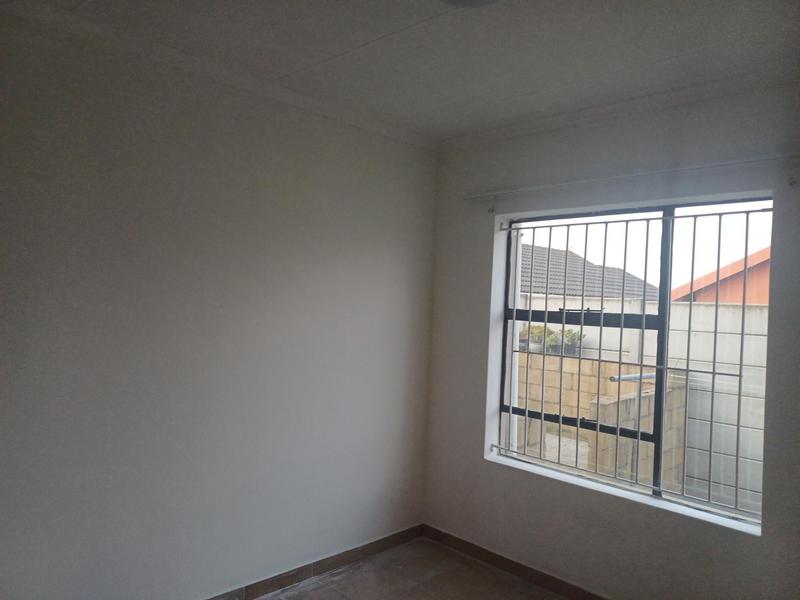 To Let 3 Bedroom Property for Rent in Bernadino Heights Western Cape